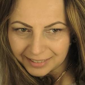 Meet your Posher, Gabriela concordia